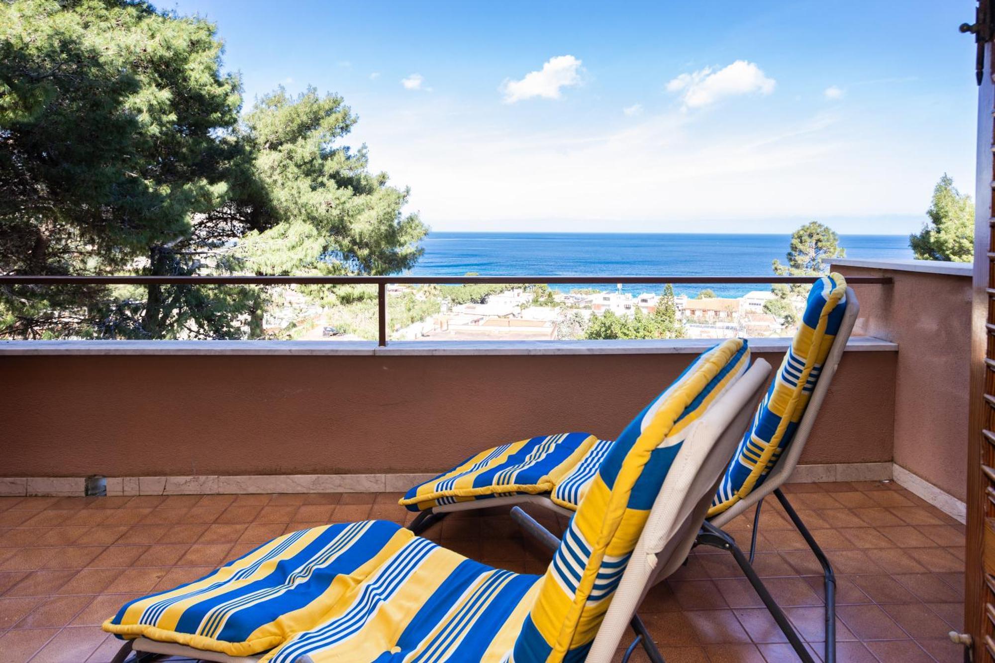 Villa Nel Verde Sul Mare, Mondello, Palermo Luaran gambar