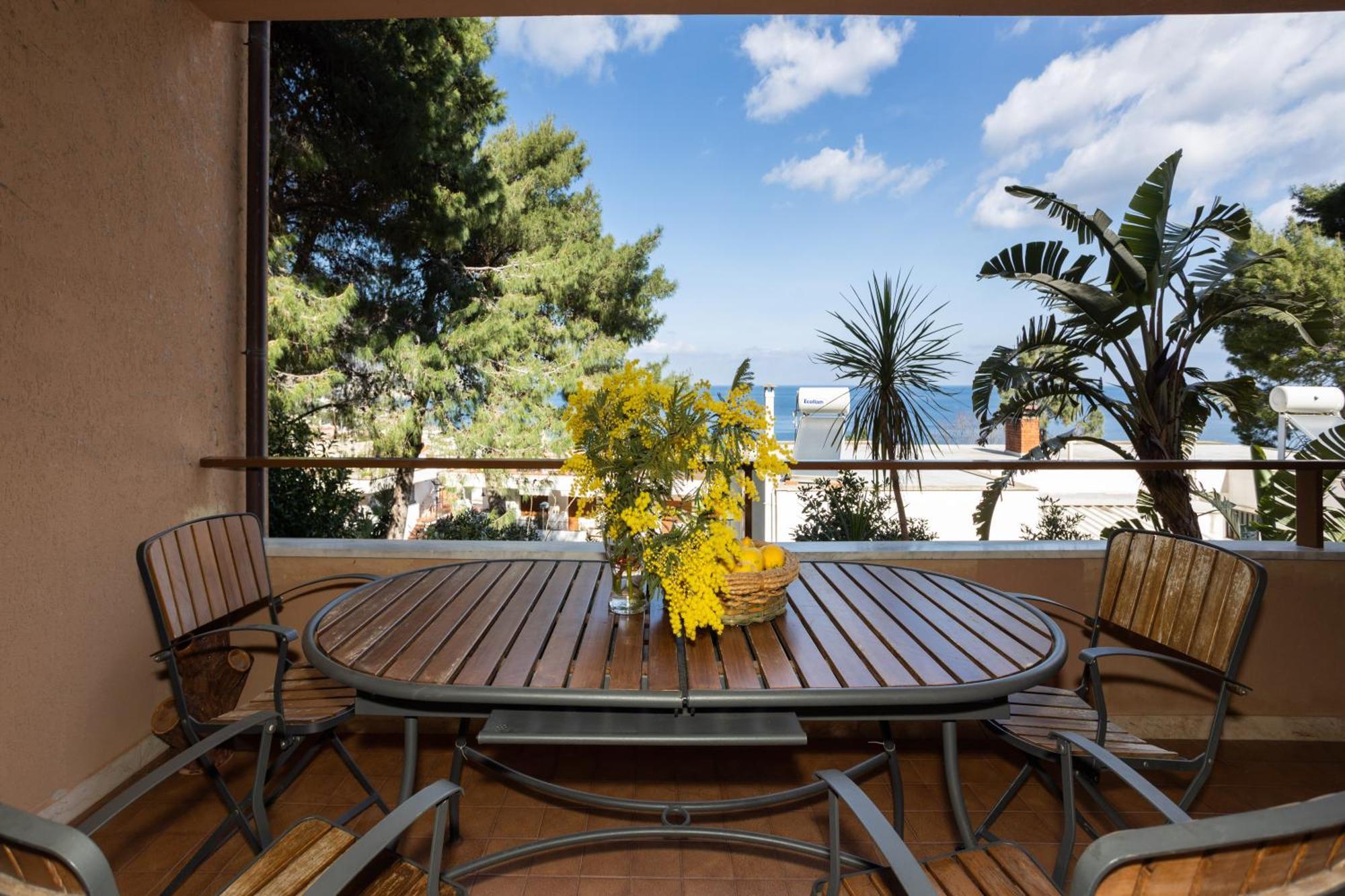 Villa Nel Verde Sul Mare, Mondello, Palermo Luaran gambar
