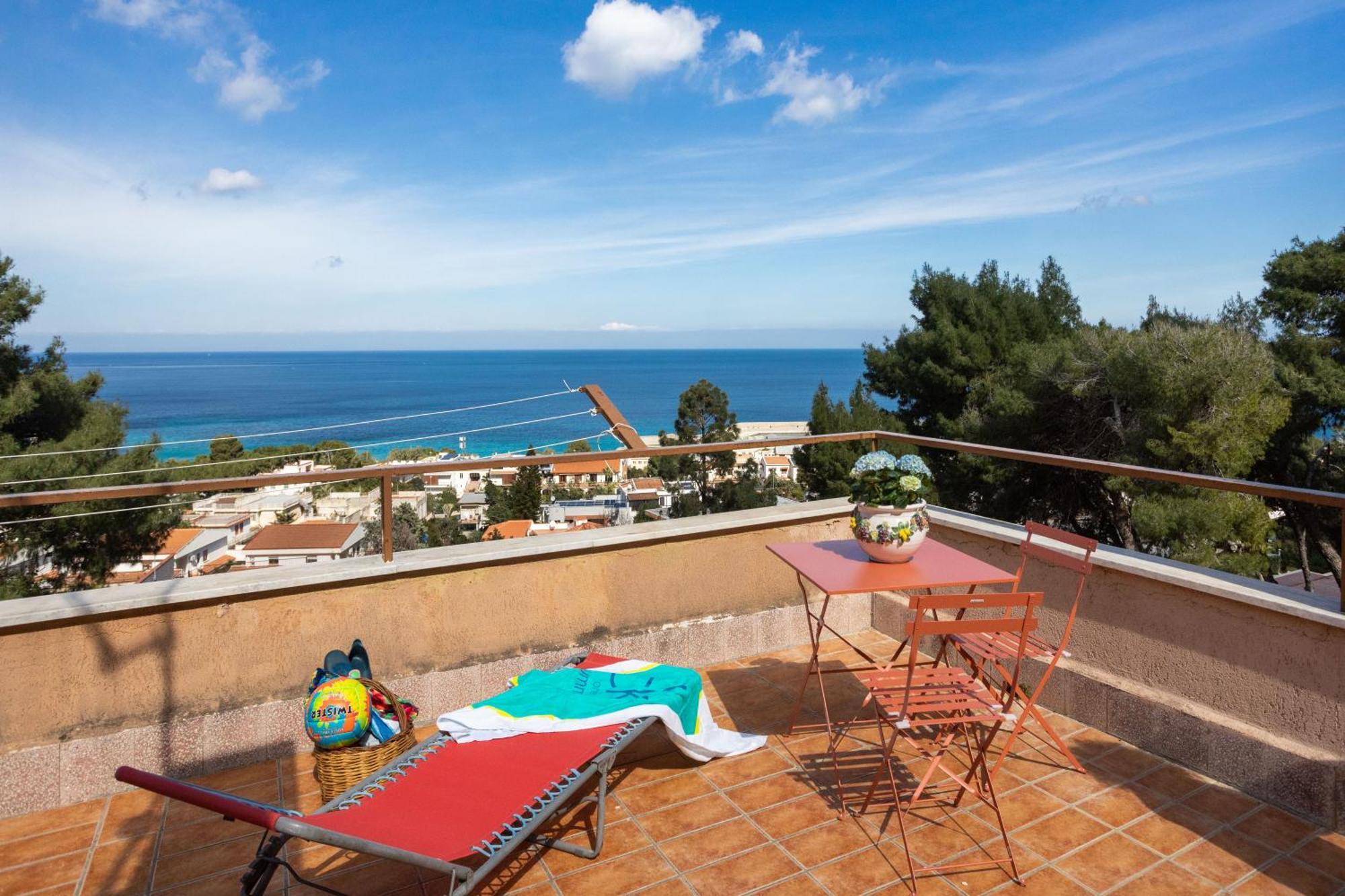 Villa Nel Verde Sul Mare, Mondello, Palermo Luaran gambar